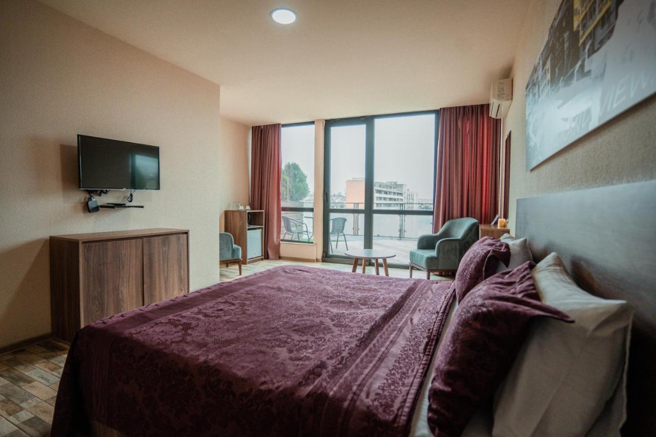 Hotel Grand View In Tbilisi Eksteriør billede